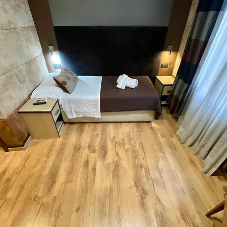 Blue Suite Vatican Guesthouse Рим Экстерьер фото