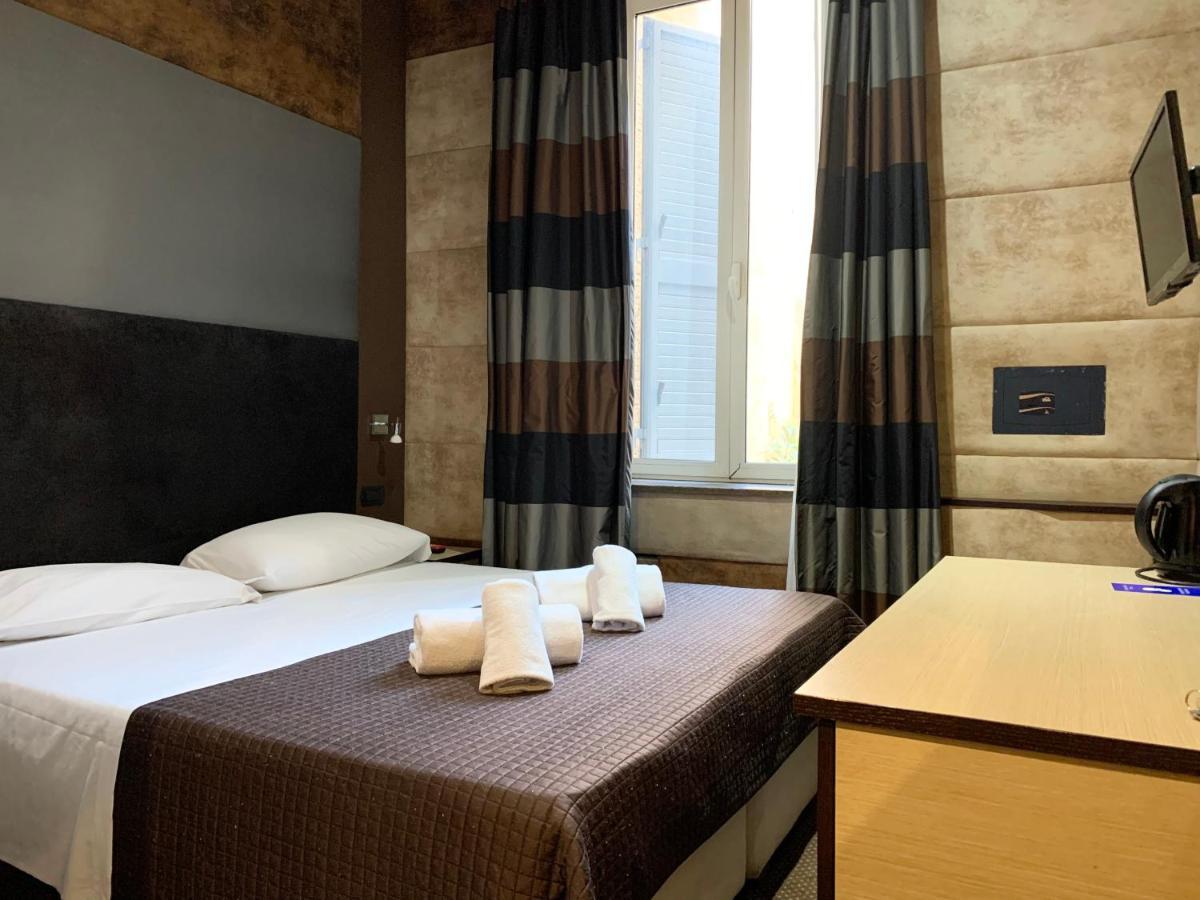 Blue Suite Vatican Guesthouse Рим Экстерьер фото