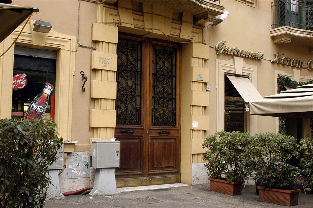Blue Suite Vatican Guesthouse Рим Экстерьер фото