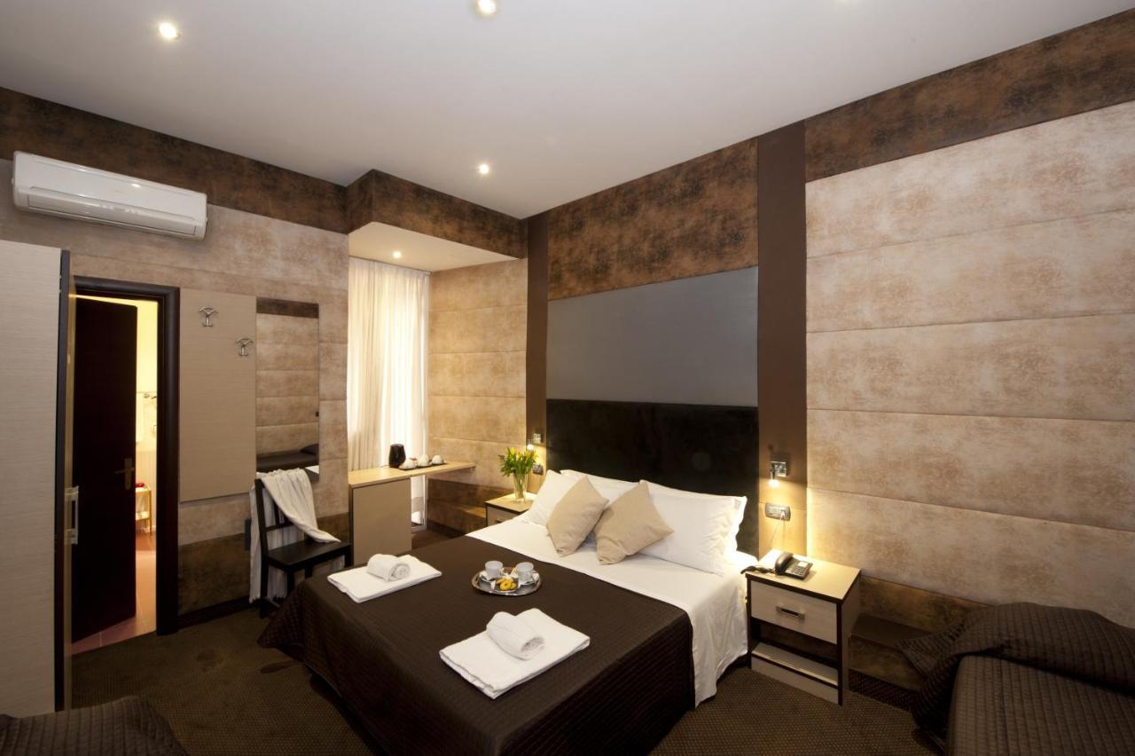 Blue Suite Vatican Guesthouse Рим Экстерьер фото