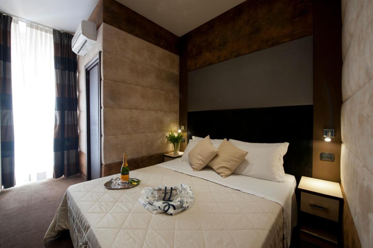 Blue Suite Vatican Guesthouse Рим Экстерьер фото